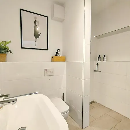 Bohotastic Fuer Bis Zu 4, Terrasse, Grill Apartment *