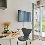 Bohotastic Fuer Bis Zu 4, Terrasse, Grill Appartamento