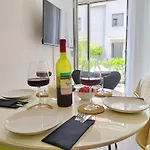 Bohotastic Fuer Bis Zu 4, Terrasse, Grill Appartamento *