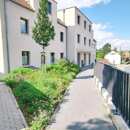Appartement Bohotastic Fuer Bis Zu 4, Terrasse, Grill *