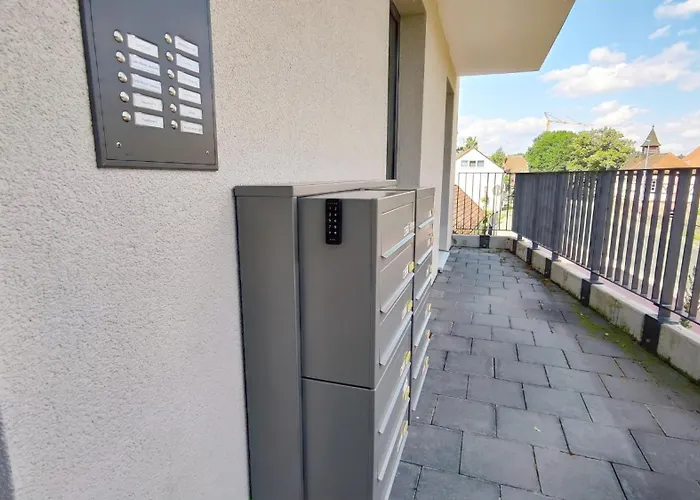 Bohotastic Fuer Bis Zu 4, Terrasse, Grill Эрланген