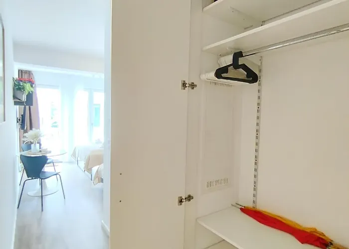 Bohotastic Fuer Bis Zu 4, Terrasse, Grill Lägenhet *